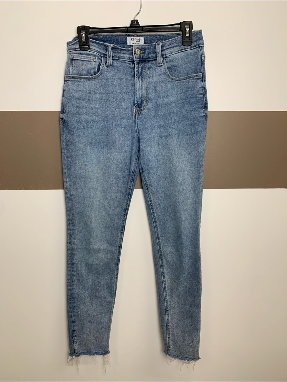 Kensie Light Blue High-Rise Skinny Jeans with Frayed Hem